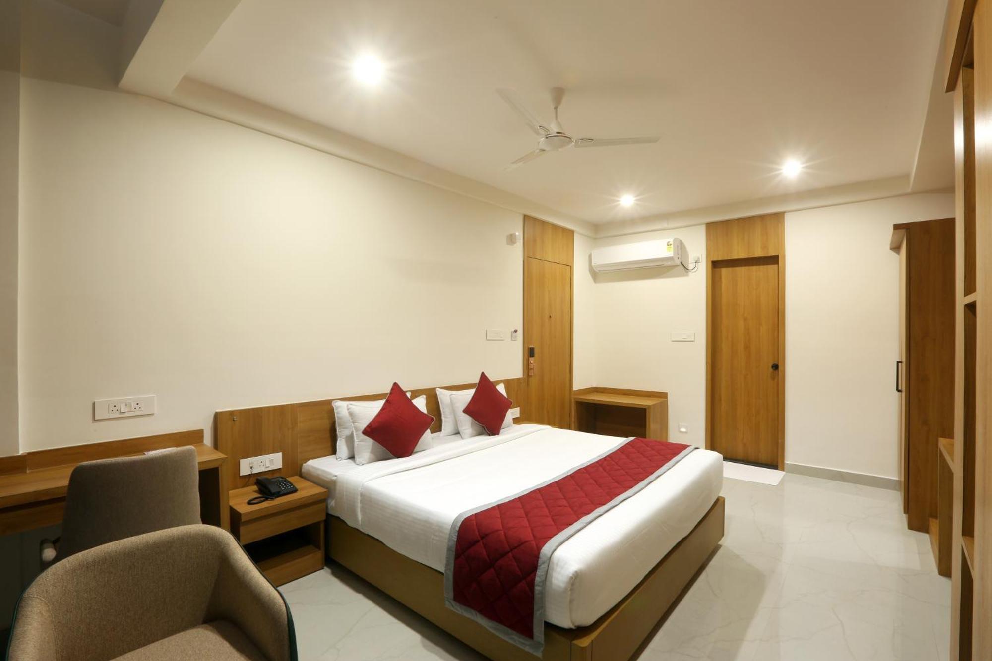 Hotel Sterling Plaza- Bangalore International Airport Dod Jala Экстерьер фото